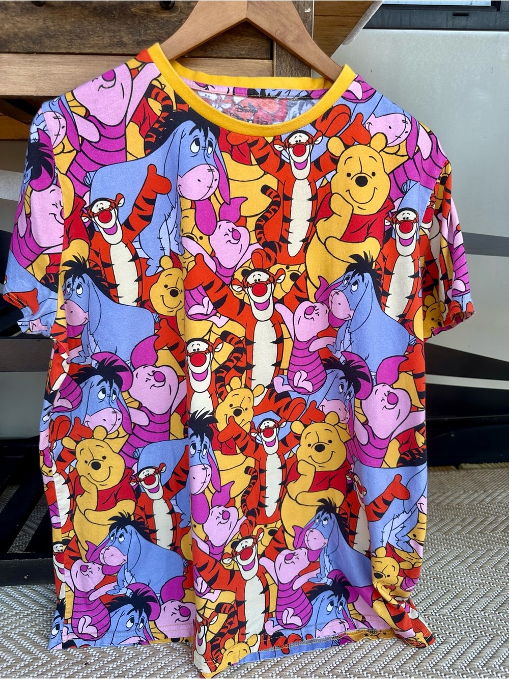 Winnie the Pooh Character Print Long Sleeve Tee - Yellow Collar